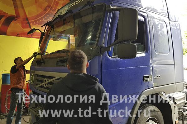 Замена лобового стекла Volvo Замена лобового стекла Volvo
